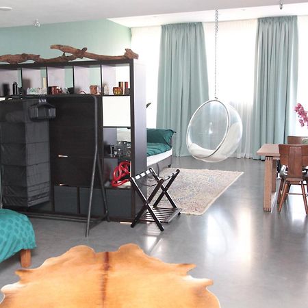 Private Studio - Free Parking Bed & Breakfast Amsterdam Ruang foto