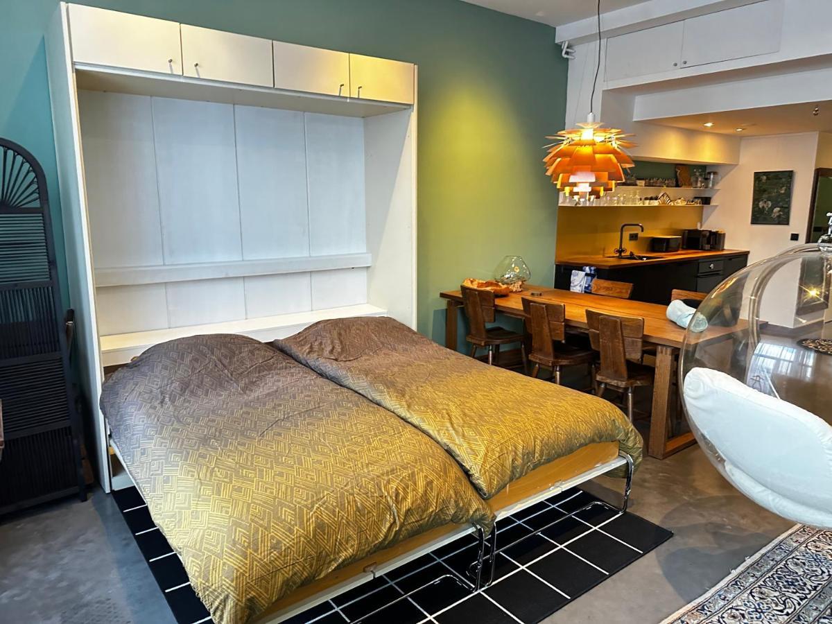 Private Studio - Free Parking Bed & Breakfast Amsterdam Bagian luar foto