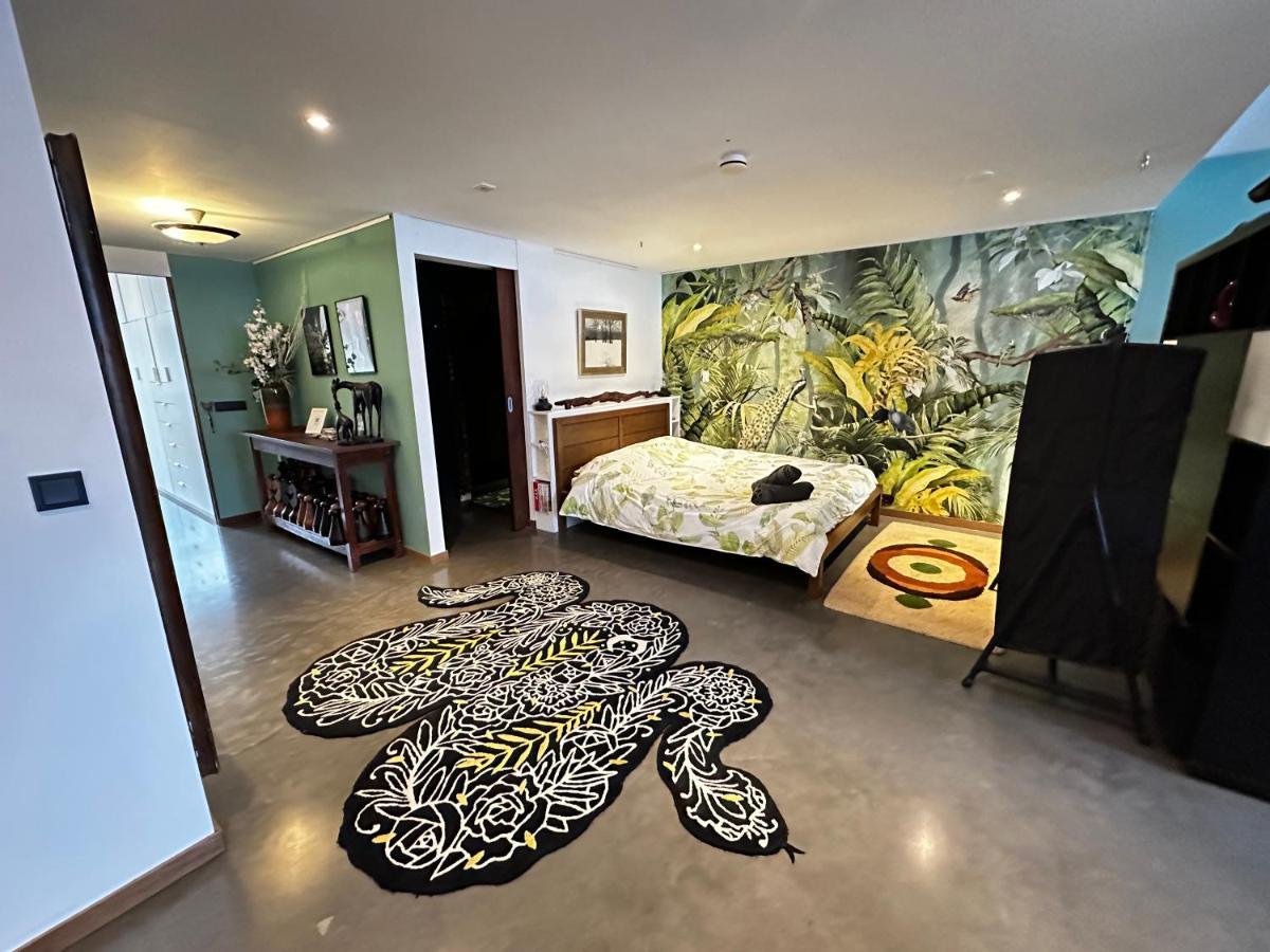 Private Studio - Free Parking Bed & Breakfast Amsterdam Bagian luar foto